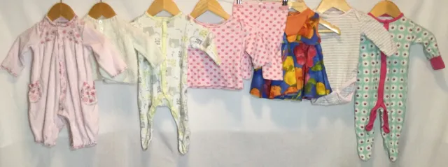 Pacchetto di abbigliamento per bambine età 0-3 mesi cura della mamma mamme e papà prossimi