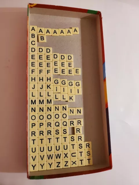 Letras cuadradas de plástico de colección 110 cuentas para artesanías - NO CARTAS RASPABLES