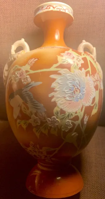 Nippon handbemalt Art Deco Bluebird & Blumen zweigriffige Urne/Vase - signiert