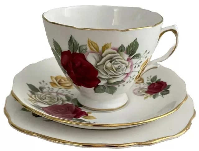 Vintage ROYAL VALE Trio ROSE DUET Patt #8142 Bone China England c1940s