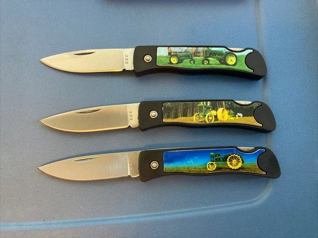 NIB “American Farmers Feed The World” Three John Deere Pocket Knife Knives