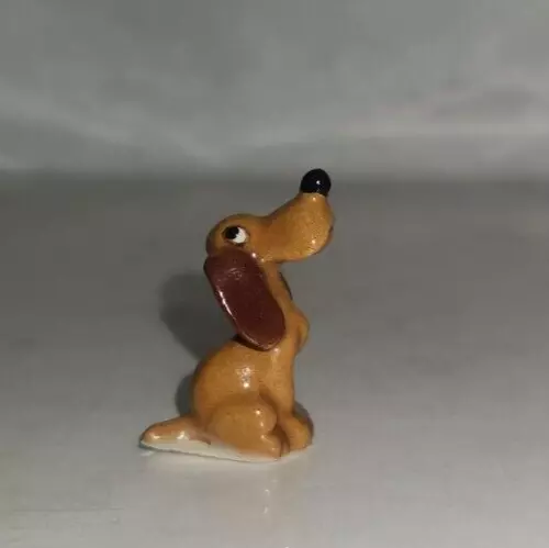 Vtg HAGEN RENAKER Miniature Hound Dog Figurine  Ceramic Animal Mini