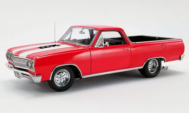 New ACME CHEVROLET EL CAMINO CUSTOM 1965 1:18 Model Car GREEN
