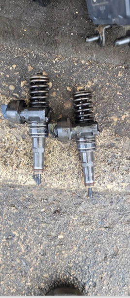 Injecteur Diesel Bosch 0414720404 - Remanufacturé - Compatible VW Audi Seat TDI 2.0 - Attention Caution/dépôt