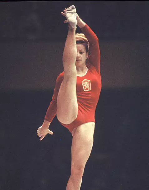 1960s Vera Caslavska Of Czechoslovakia In The Balance Beam 12 Gymnastics Photo