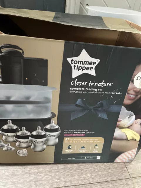 Tommee Tippee Complete Feeding Set - 423227