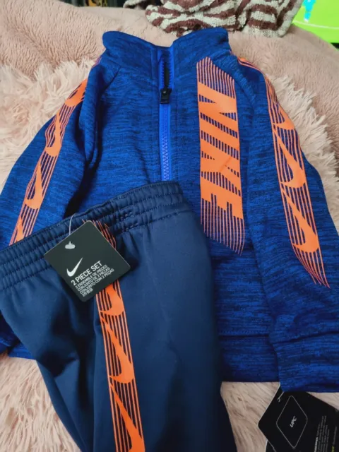 Nike Therma Tracksuit Jacket bottoms set  Boys  Size 18 Month dri fit bnwt  NEW