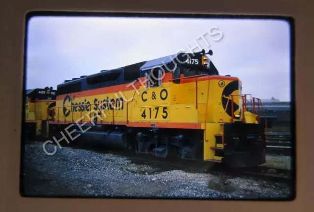 Original '72 Kodachrome Slide C&O Chesapeake Ohio CS 4175 GP40-2        38O1