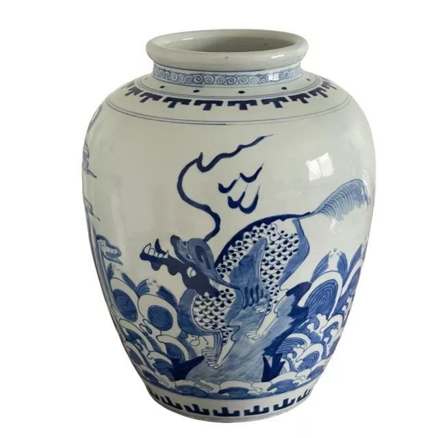 Grand Vase Ancien De Chine Décor Qirins, Camaïeu Bleu, Dragon