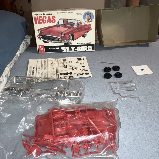 New Old Stock AMT TV Series Vega$ 57 Ford T-Bird  1979 1:25 Model Kit Vegas