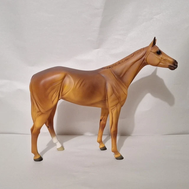 Sandicast Original Size Chestnut Thoroughbred Horse Figurine OS54801 Year 2007