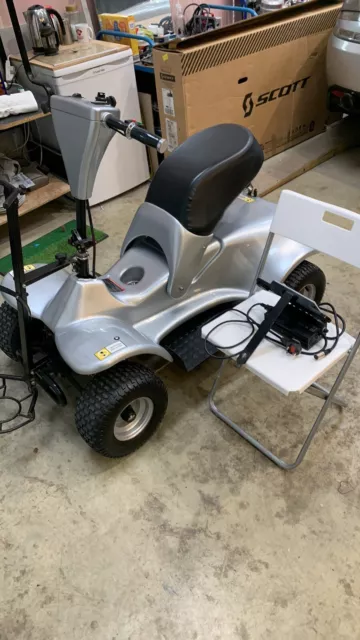 Single seater golf buggy I-M4