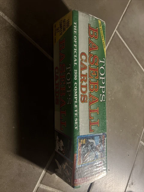 Topps Factory Sealed Official 1990 Baseball Complete Set. 792 Cards