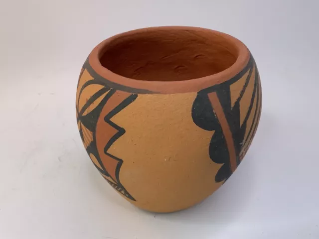 Signed 3” D.O. JEMEZ gorgeous piece gorgeous native pottery bowl A6