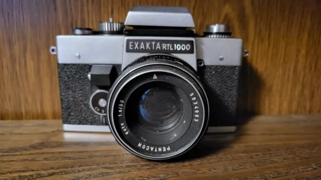 Cámara vintage Pentakon Exakta RTL 1000