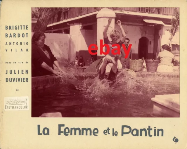 *Brigitte Bardot la femme et le pantin Julien Duvivier Photo vintage cartoline