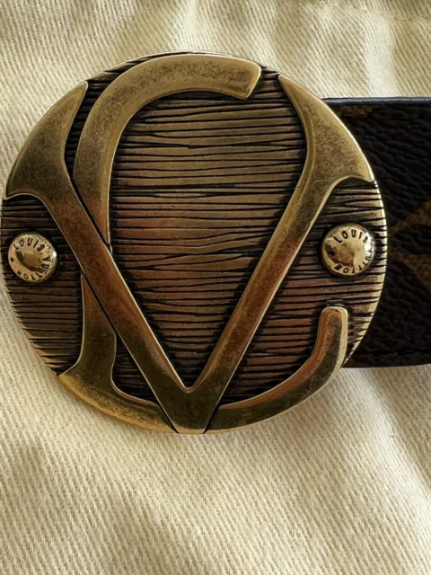 Louis Vuitton LV Shape Belt Monogram 40MM Prism – The Garden
