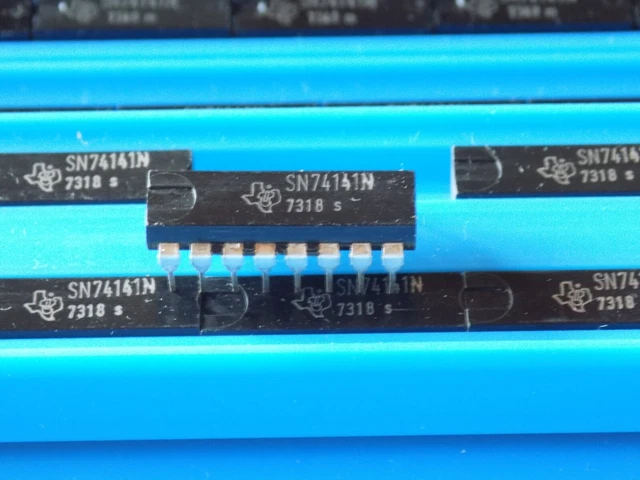 467864_5 467864_5