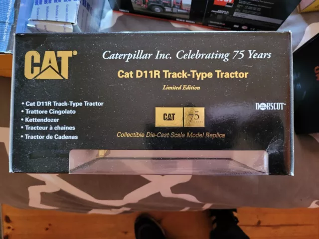 norscot track type tractor caterpillar d11r 1:50 dozer cat 75th anniversary