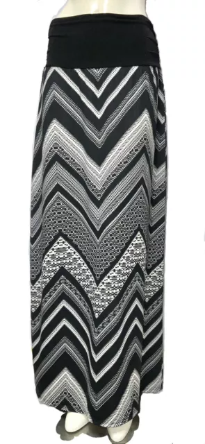 NWOT AB STUDIO Black & White Chevron Stretch Knit Pull-On Maxi Skirt Size Large
