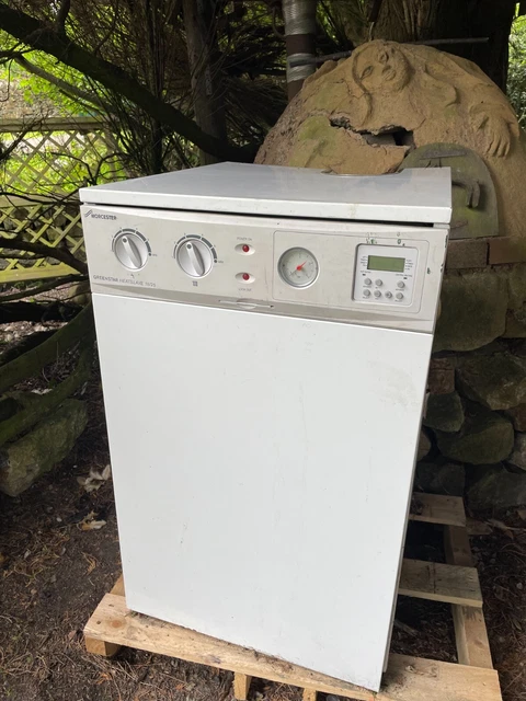 WORCESTER BOSCH GEENSTAR Heatslave, Oil Fired Combi boiler 18/25 £125.00 -  PicClick UK