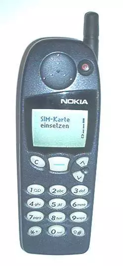 Nokia 5110 guter Zustand schwarz Simlockfrei 12 Monate Gewährleistung Rechung