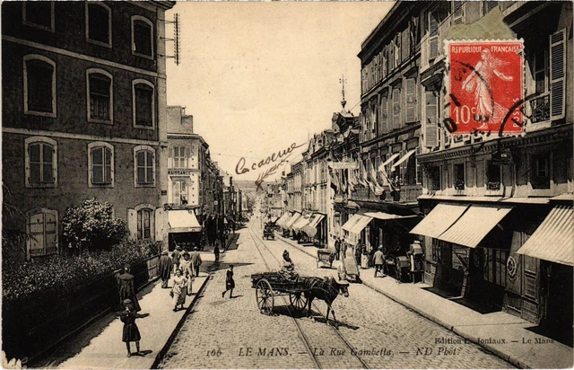 Le Mans - CPA - Le Mans - Place de la République un jour de marché