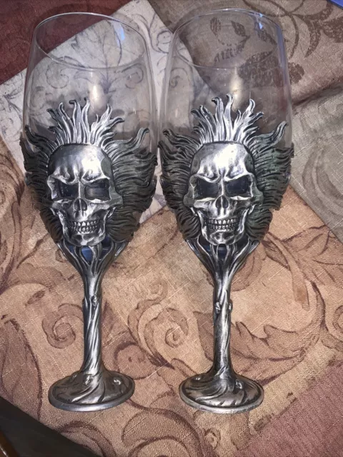 Harley D-Like Myth& Legends Skulls And Flames Pewter Wine Glass Veronese 2-Set