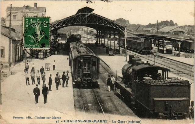 CPA CHALONS-sur-MARNE - La Gare (363639)