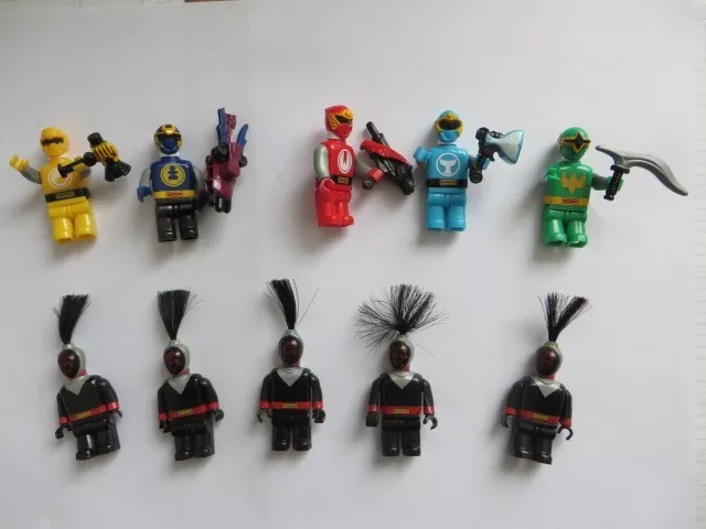 Mega Bloks/Blocks Power Ranger Ninja Storm Mini Figures Set Plus Weapons