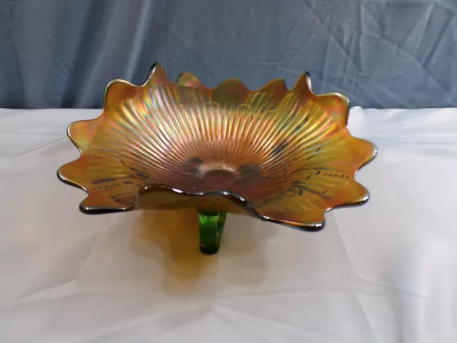 Northwood Green Carnival Glass Leaf And Beads Pattern Footed Bowl INV2