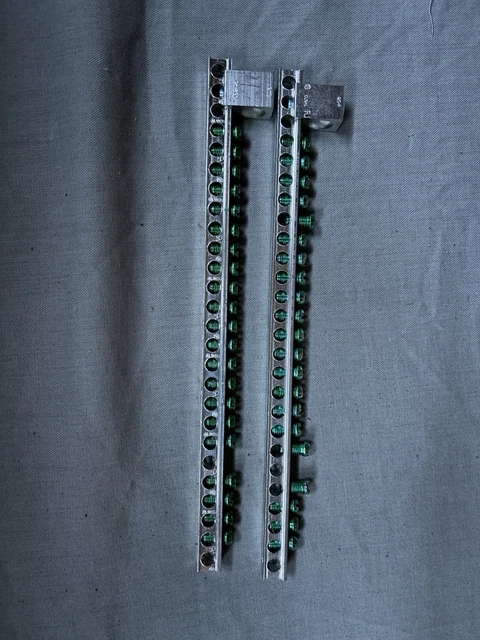 thumbnail image 2 of Eaton Cutler-Hammer GBKP10CS Ground Bar Kit – 10 Terminal For CHP & BRP Plug-On Load Centers 2 of 5