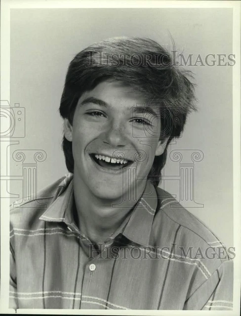 1986 Press Photo Actor Jason Bateman in "Valerie" NBC Series - pip25211