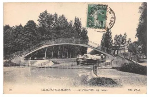 Cpa 51 Chalons Sur Marne La Passerelle Du Canal