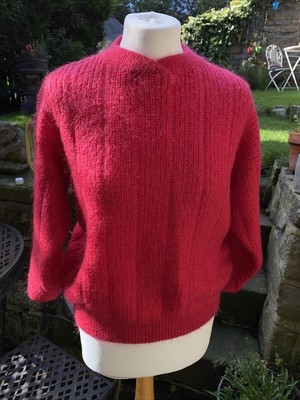 VINTAGE AQUASCUTUM of Londra Rosso Cavo Lavorato a Maglia Maglione Ricamato 50% LANA di grandi dimensioni L 