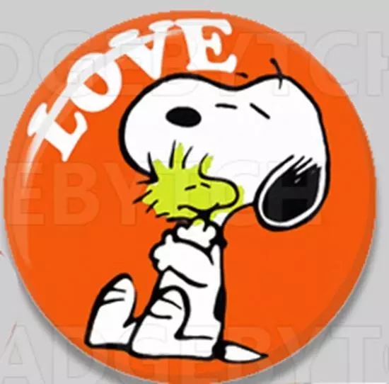 Snoopy Love Round Fridge Magnet - Classic Cool!