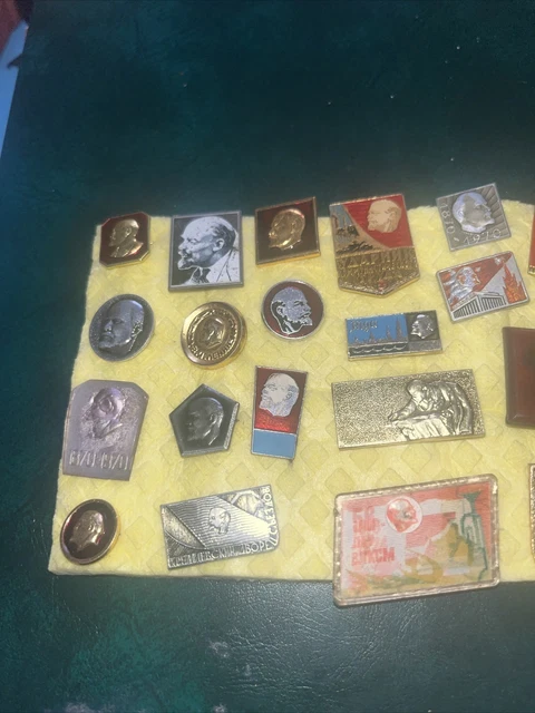 COMMUNIST Leader VLADIMIR LENIN Head BADGE COLLECTION 2