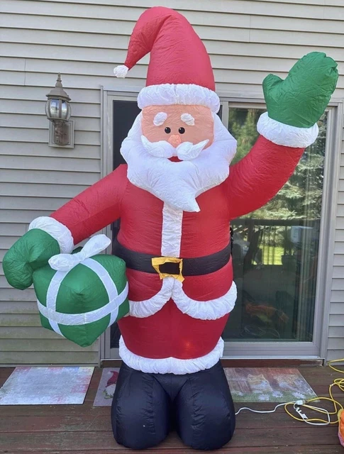 The Holiday Aisle® Décorations D'extérieur Gonflables De Noël 8 Pi, Décorations De Jardin