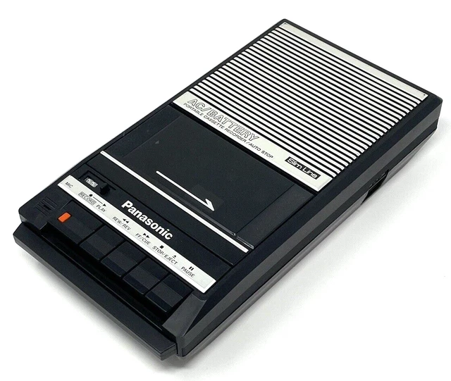 VINTAGE PANASONIC RQ2104 Slim Line Portable Cassette Player Recorder