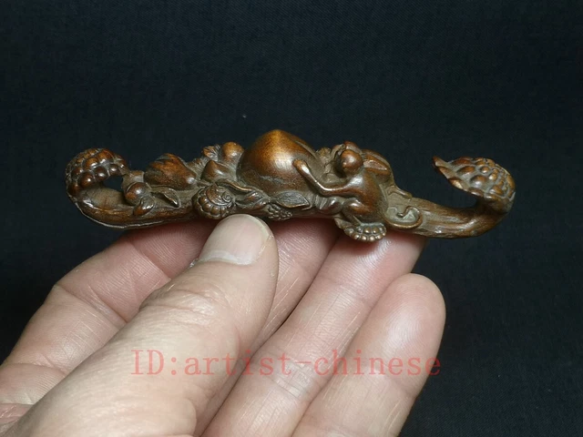 Japanese boxwood hand carved monkey Ruyi Figure statue netsuke collectable gift