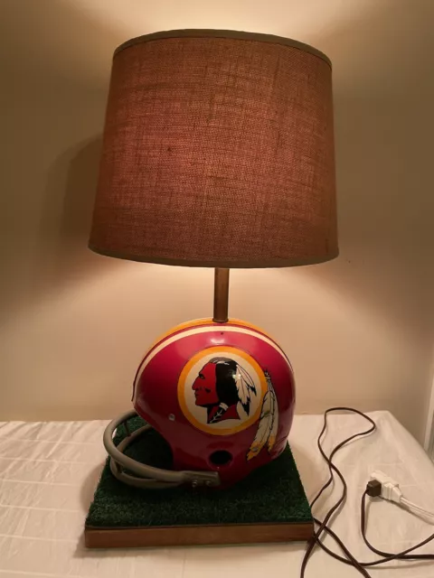redskins lamp