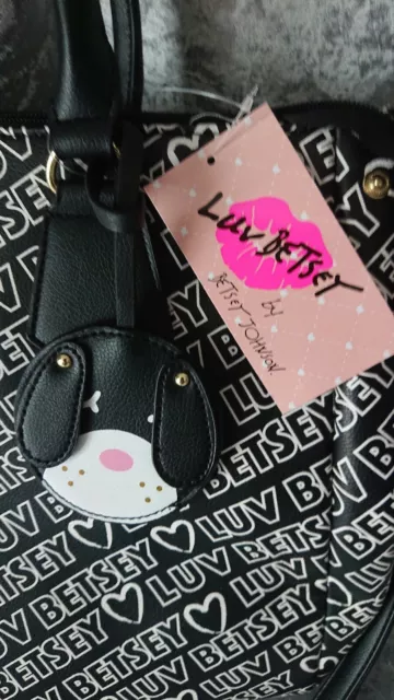 Luv betsey tote deals