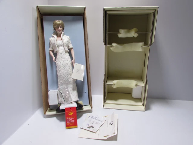 FRANKLIN MINT DIANA Princess of Wales Porcelain Portrait Doll FT £30.00
