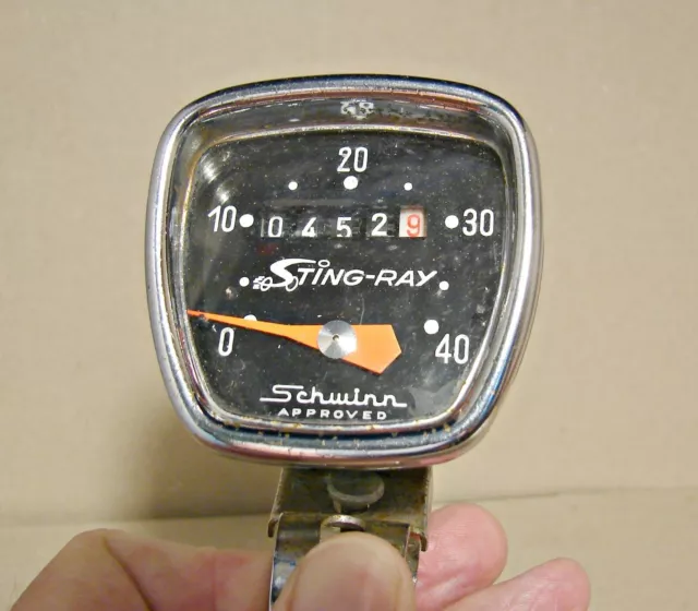 Vintage Schwinn  Stingray Bike Speedometer Untested Krate