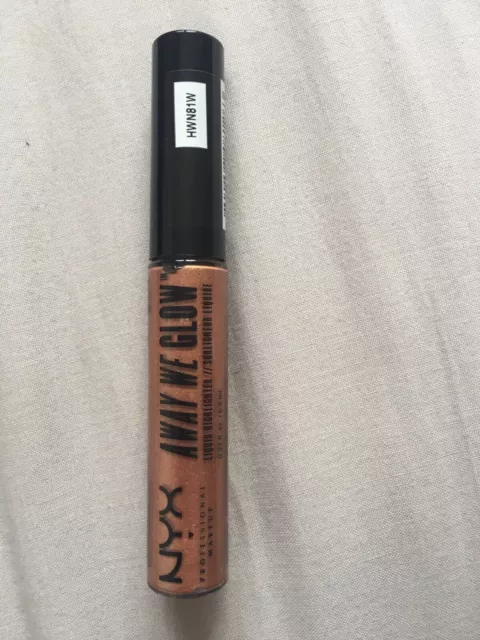 NYX Away We Glow flüssiger Textmarker Farbton Goldrausch