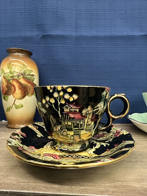 Royal Winton, vintage Grimwades Black Peking Teacup & saucer, 1951