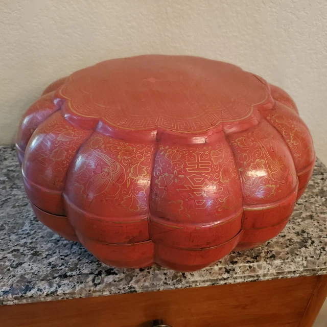 Antique mid 19th Century Chinese Red Lacquer Chrysanthemum Wedding Box