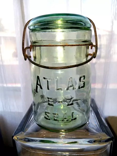Vintage ATLAS E-Z SEAL Pint Green fruit jar