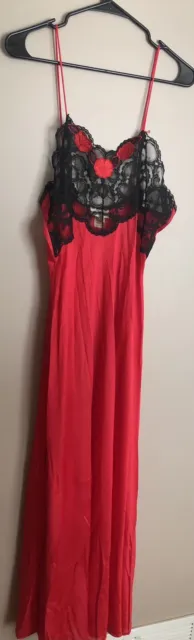 ADONNA by JC PENNEY Red & Black Lingerie Nightgown Sexy  Size M