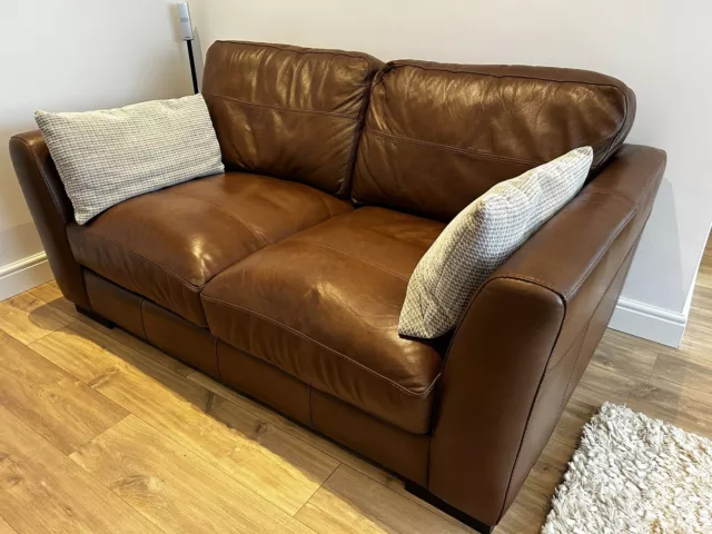 2 seater sofas leather